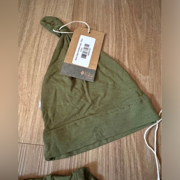 Kyte Bundler and Hat - Picture 3 of 3